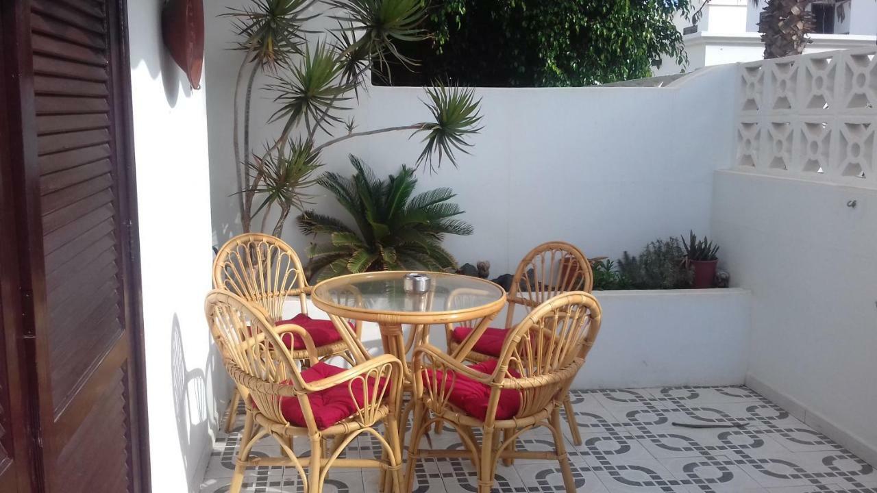 Apartamentos Playa Honda Мачер Экстерьер фото